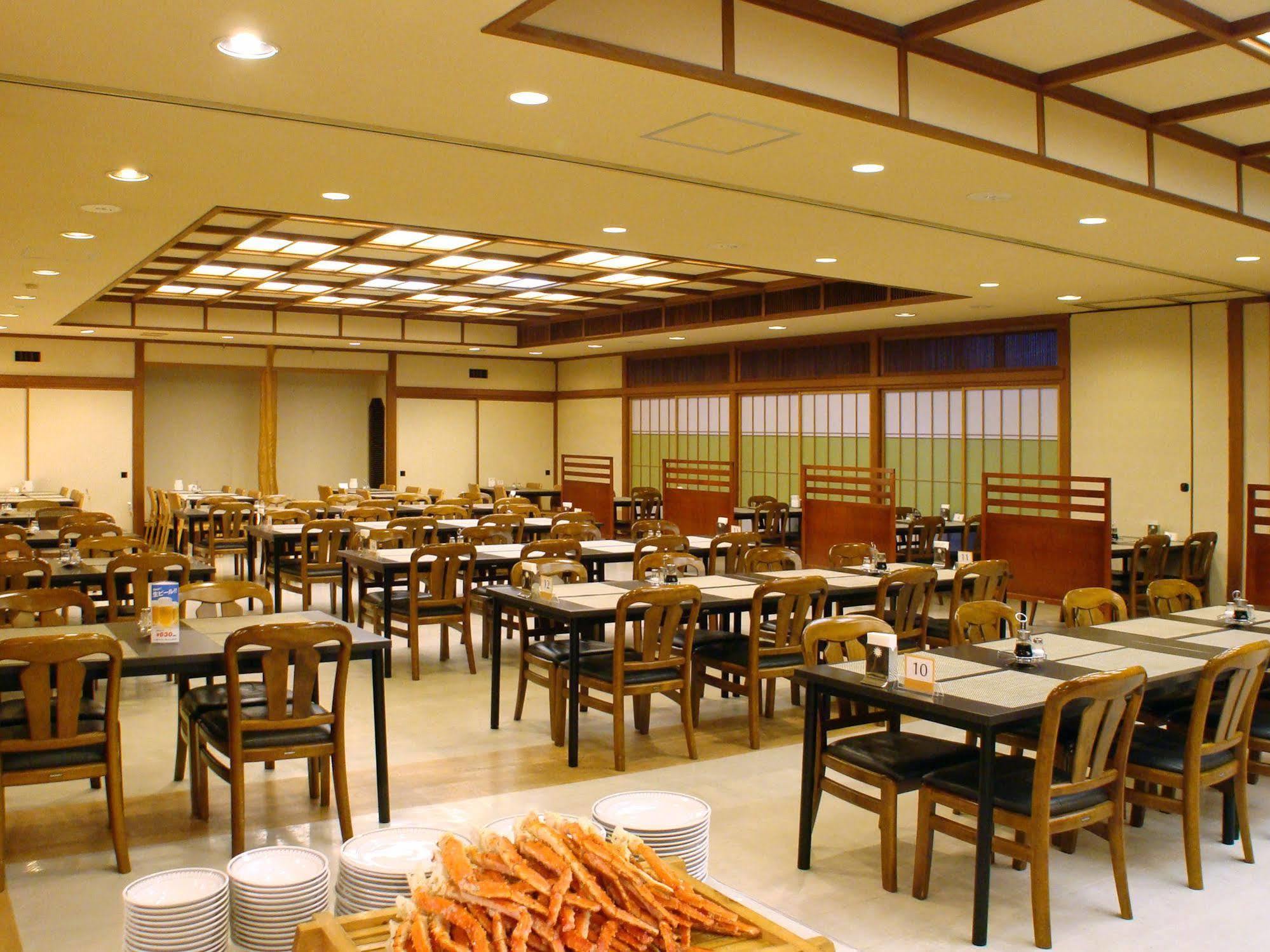 Kasugai View Hotel Fuefuki Bagian luar foto