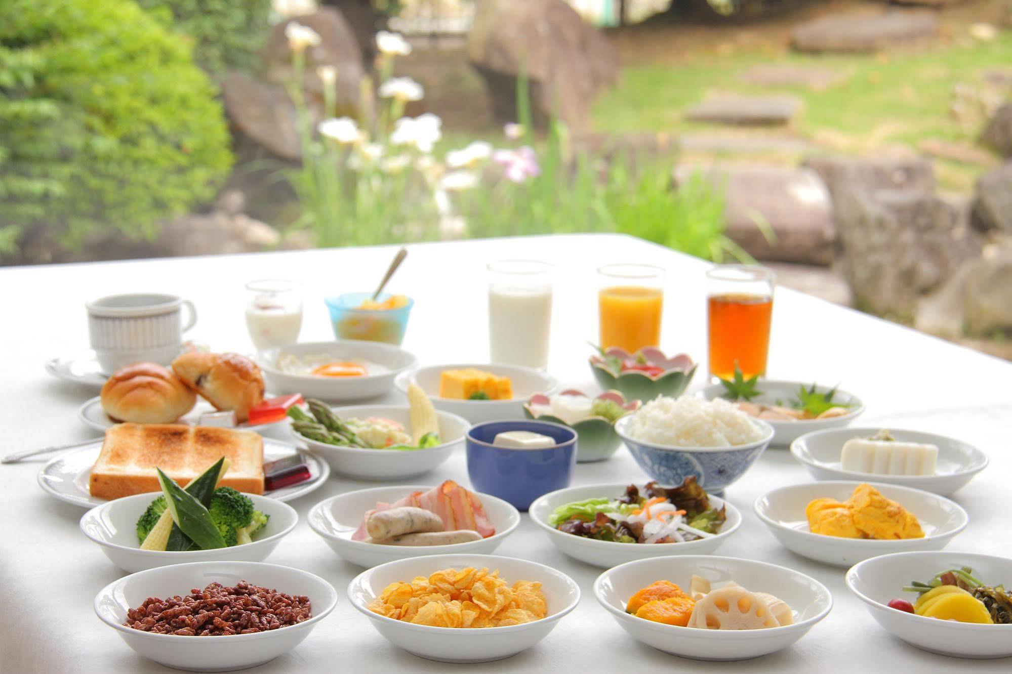 Kasugai View Hotel Fuefuki Bagian luar foto
