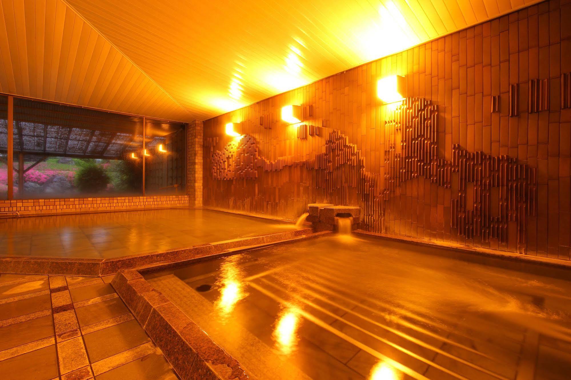 Kasugai View Hotel Fuefuki Bagian luar foto